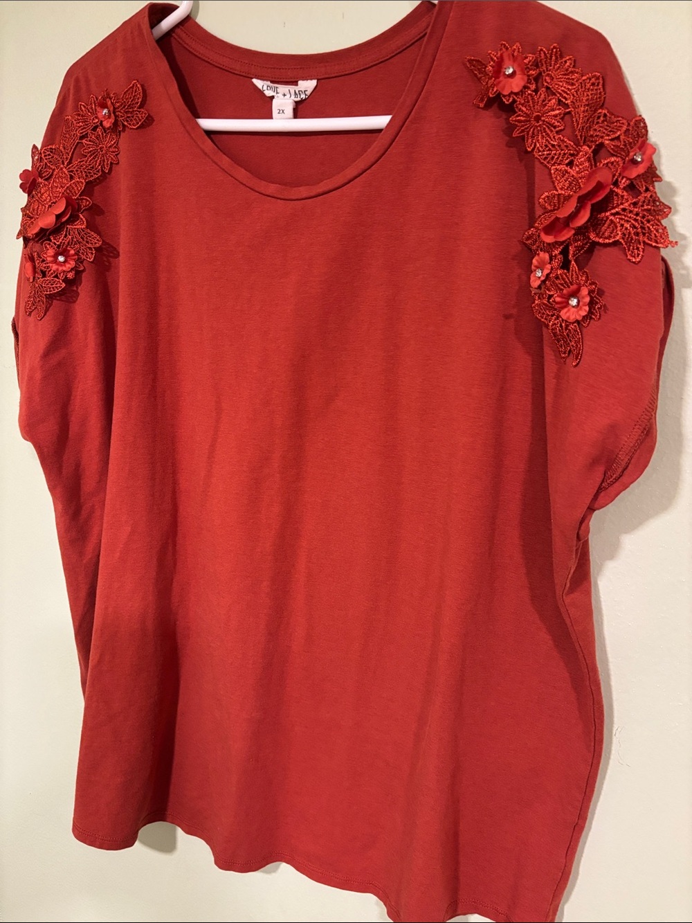 Love & Lace Women's Scoop Neck Top with 3d lace flowers in Rust (2X)